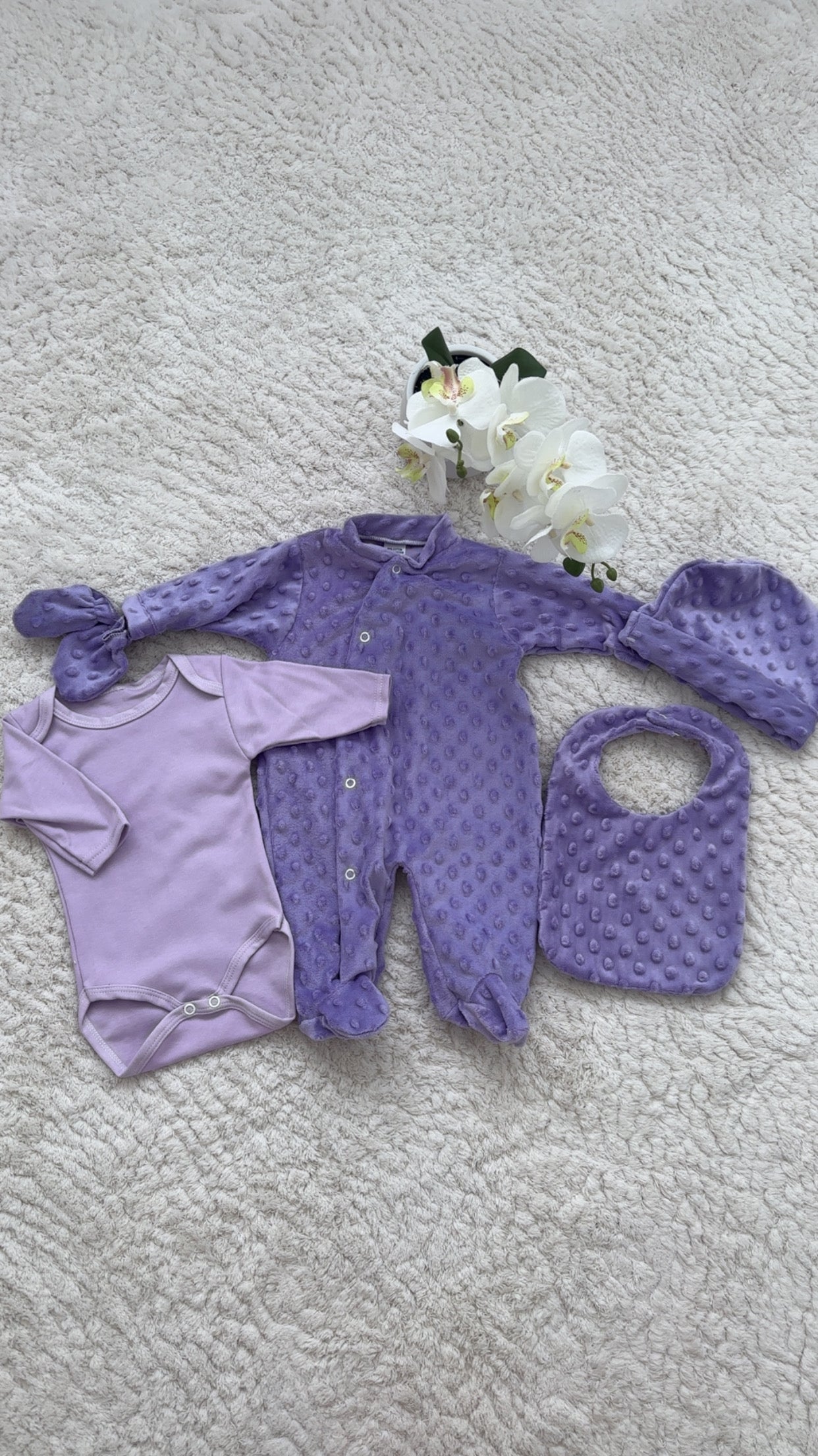 Pyjama en velours tout doux (taille0- 3 mois) :