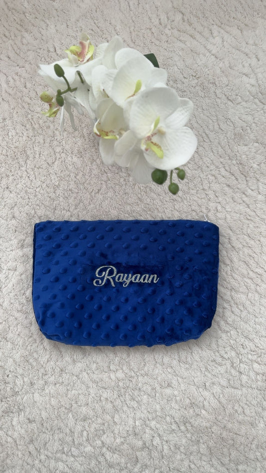 Trousse de toilette spacieuse